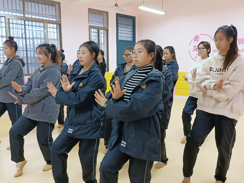 素质教育学校,青少年教育学校,叛逆孩子学校